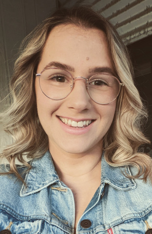 Kelly head shot
